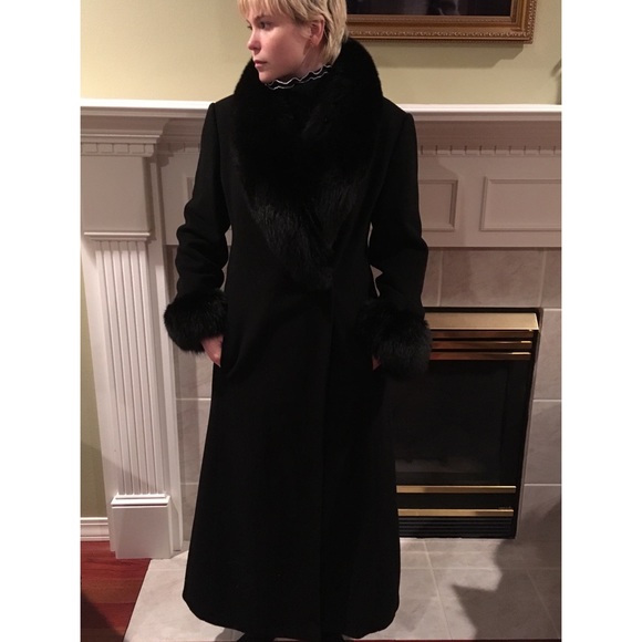 𝒱 𝒾 𝓃 𝓉 𝒶 𝑔 𝑒 | 𝐹𝑜𝓍 𝐹𝓊𝓇 𝒞𝑜𝒶𝓉 - Picture 4 of 4